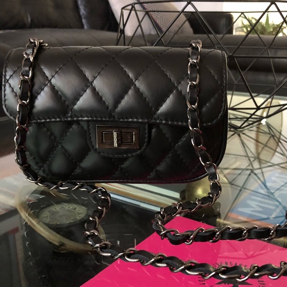 New Quilted Genuine Italian Calf Shoulder Bag - Picture 1 of 6